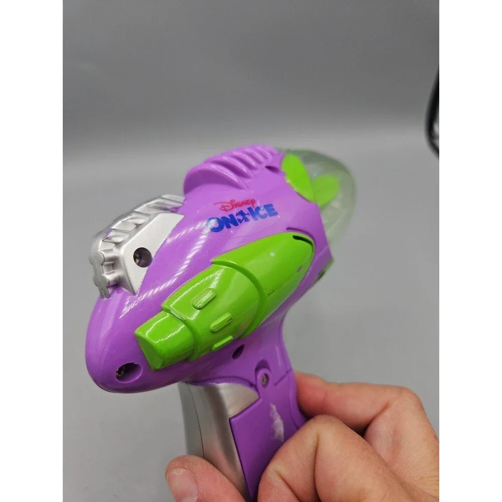 Disney On Ice Buzz Lightyear Blaster Gun Lights Sound Tested Works Purple Green